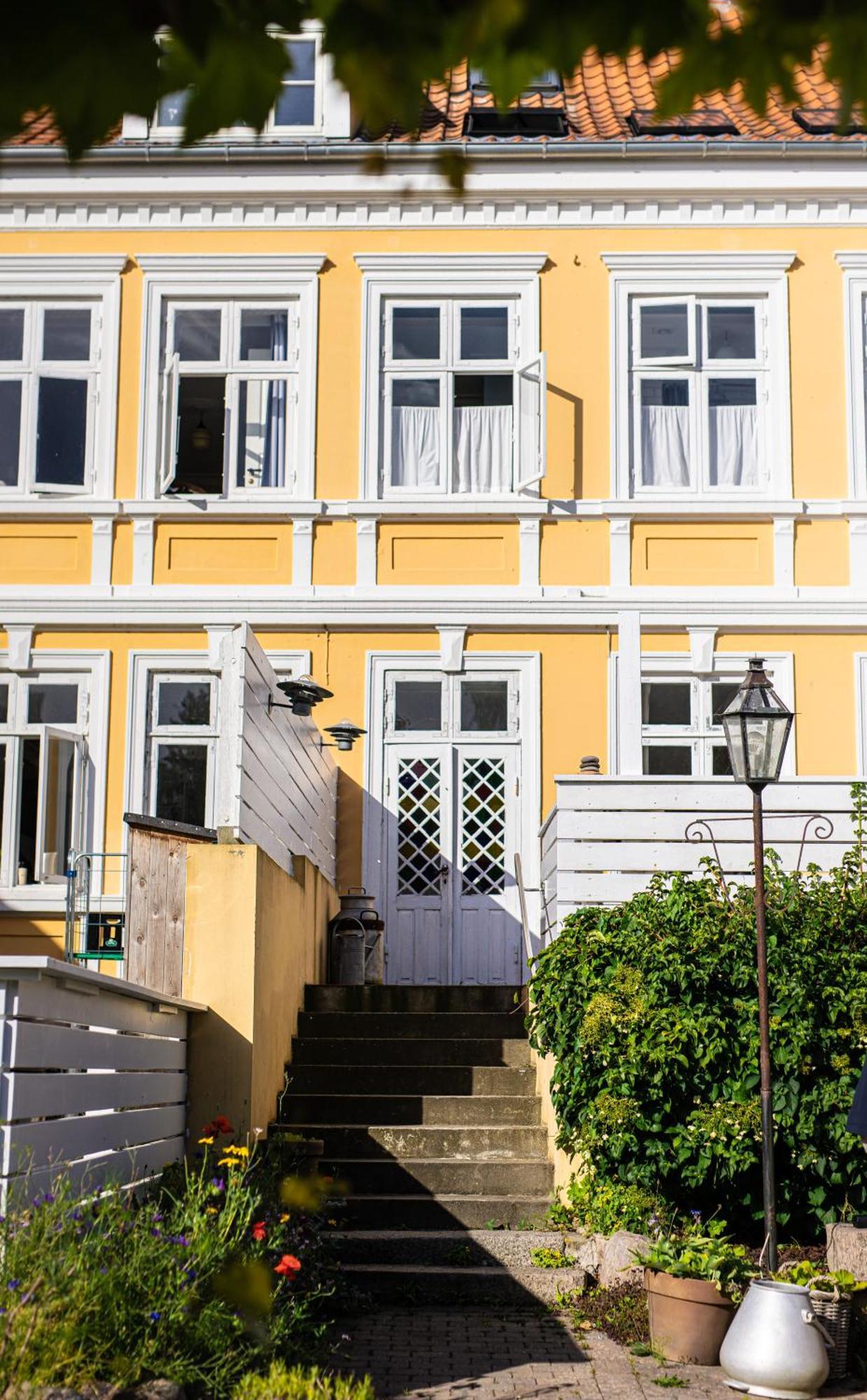 Arnfeldt Hotel Aeroskobing Exterior photo